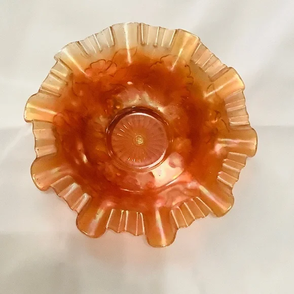 Vintage Orange Carnival Glass Fluted Bowl - Picture 2 of 6